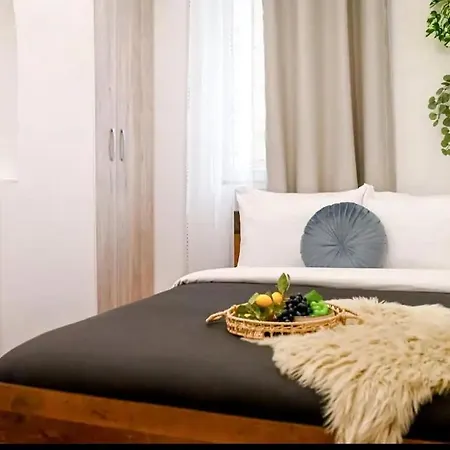Fluidity - Refined 2Br Retreat In City Center Bucharest Exterior photo